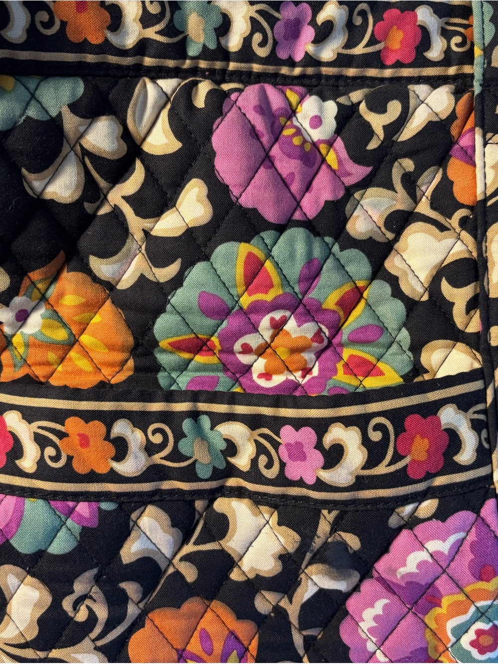 Vera Bradley Vera XL Tote Bag in the retired "Suzani" pattern - Picture 2 of 7